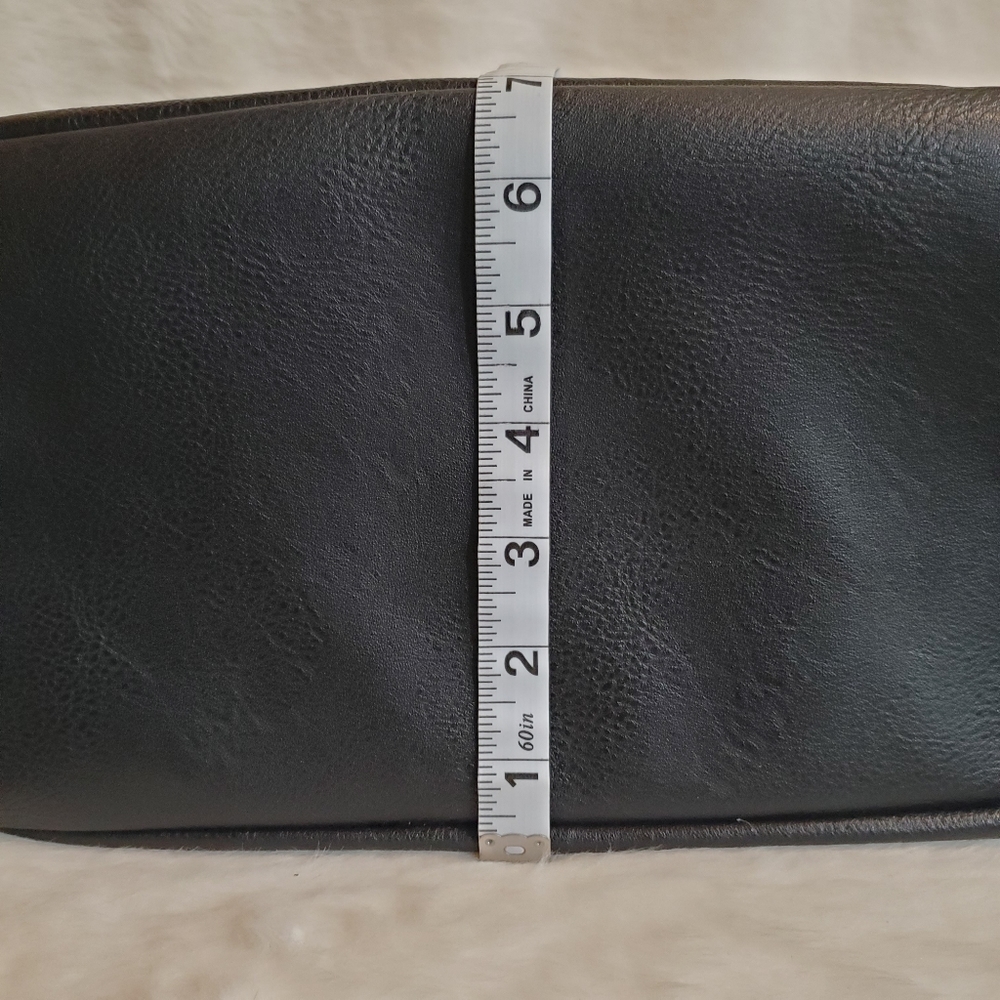 Reaction Kenneth Cole Black Tote Bag - Picture 9 of 12